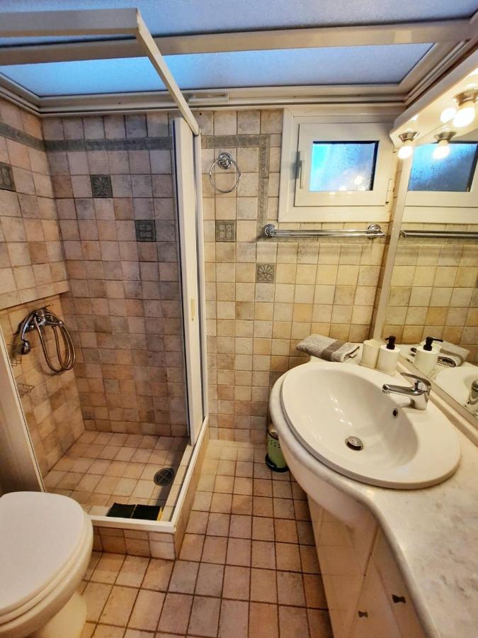 Beautiful Seaside Studio Акрата Екстер'єр фото